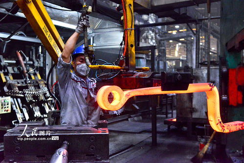 高溫下的堅(jiān)守 投資咨詢行業(yè)如何在挑戰(zhàn)中尋求穩(wěn)健發(fā)展